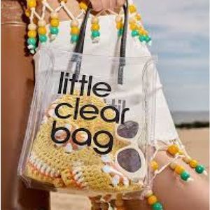 100% Bloomingdale’s collection, an exclusive piece you won’t find anywhere else!